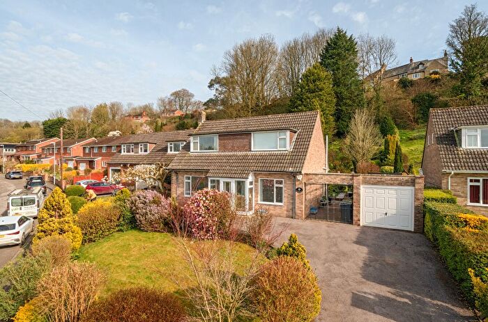 3 Bedroom Detached House For Sale In Yeatmans Close, Shaftesbury, Dorset, SP7