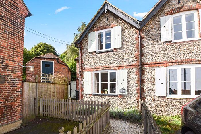 2 Bedroom Semi-Detached House For Sale In The Street, Petham, CT4