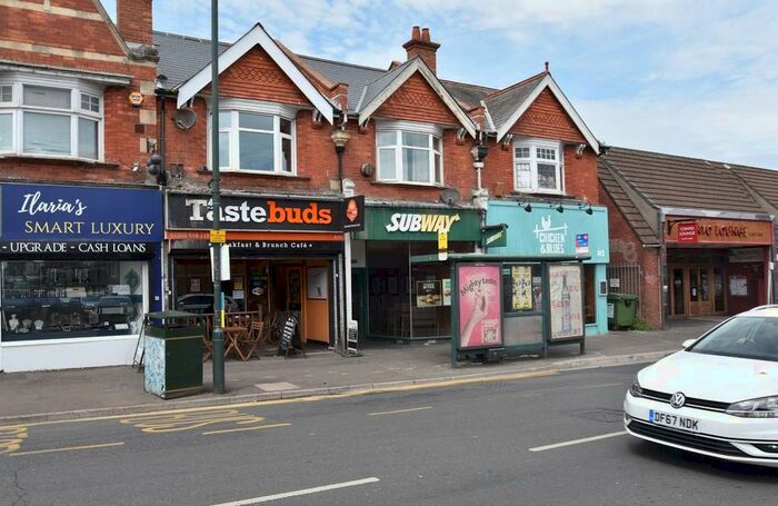 4 Bedroom Flat To Rent In Wimborne Road, Bournemouth, BH9