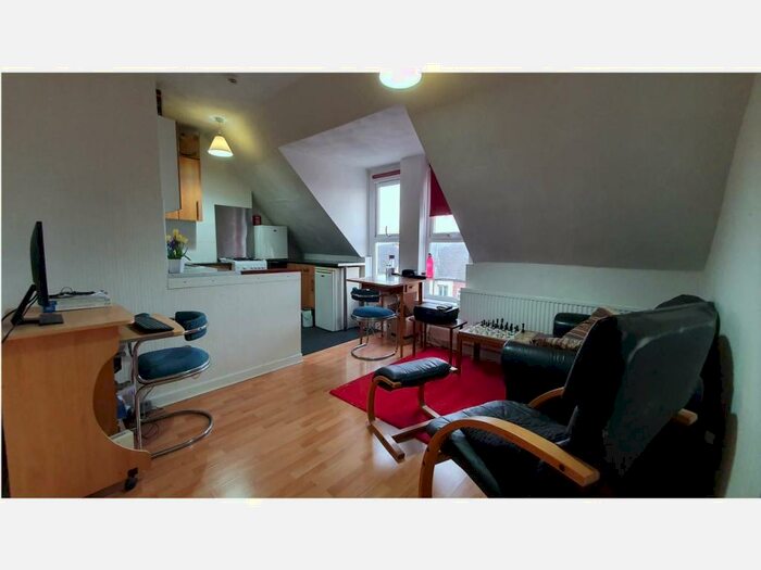 1 Bedroom Flat To Rent In Salisbury Road, Cathays, Cardiff, CF24