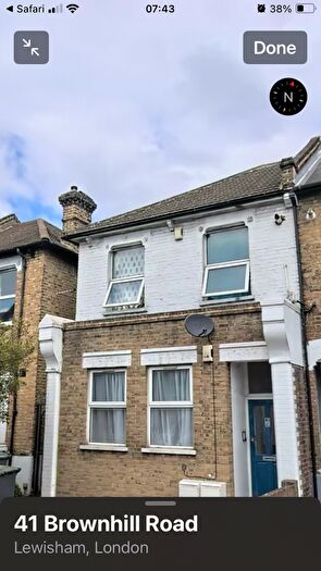 2 Bedroom Flat To Rent In Brownhill Road, London, SE6