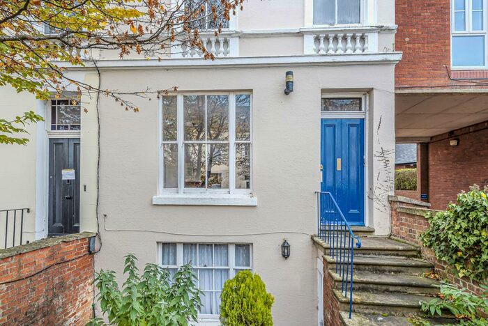 1 Bedroom Apartment To Rent In Calthorpe Road, Banbury, OX16