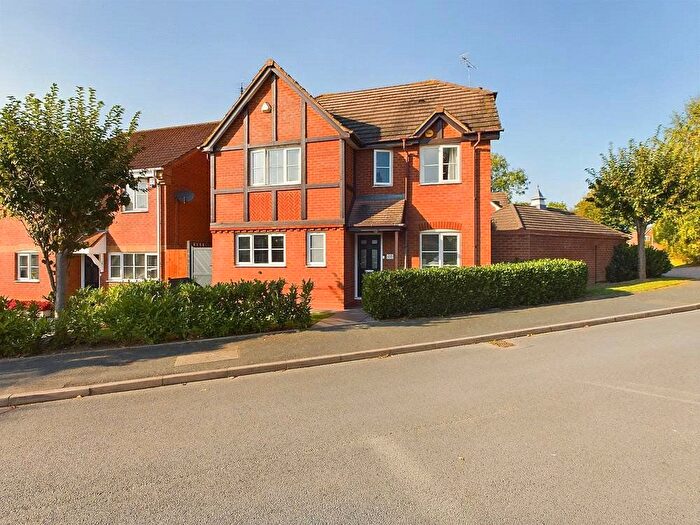 4 Bedroom Detached House For Sale In Grosmont Avenue, Worcester, Worcestershire, WR4