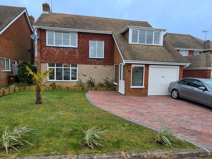 3 Bedroom Detached House To Rent In Hawkhurst Way, Bexhill On Sea, TN39