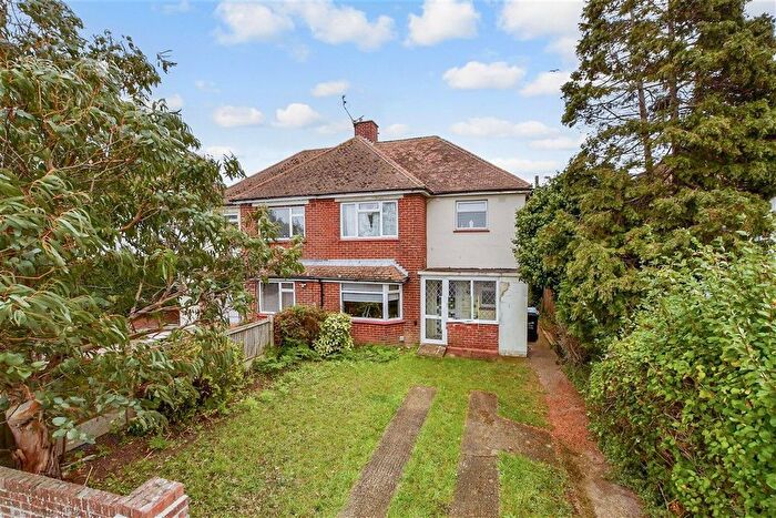 3 Bedroom Semi-Detached House For Sale In Northdown Hill, Broadstairs, Kent, CT10