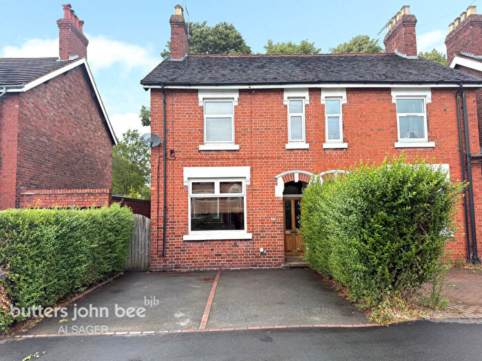3 Bedroom Semi-Detached House For Sale In Crewe Road, Alsager, ST7
