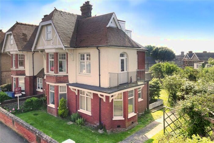 1 Bedroom Apartment To Rent In Goda Road, Littlehampton, West Sussex, BN17