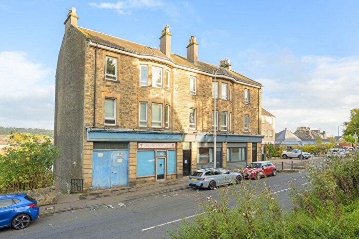 2 Bedroom Flat For Sale In Flat, Church Street, Inverkeithing, KY11