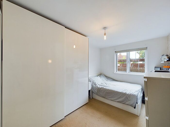 2 Bedroom Flat For Sale In Champion House, Charlton, SE7
