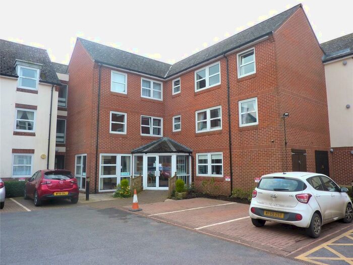 1 Bedroom Apartment To Rent In King Street, Honiton, Devon, EX14