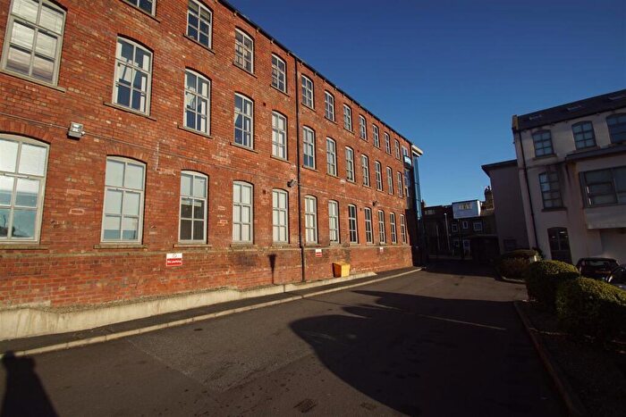 2 Bedroom Duplex To Rent In Melbourne Street, Morley, Leeds, LS27