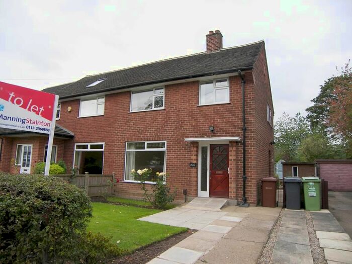 3 Bedroom Semi-Detached House To Rent In Lidgett Lane, Moortown, Leeds LS17