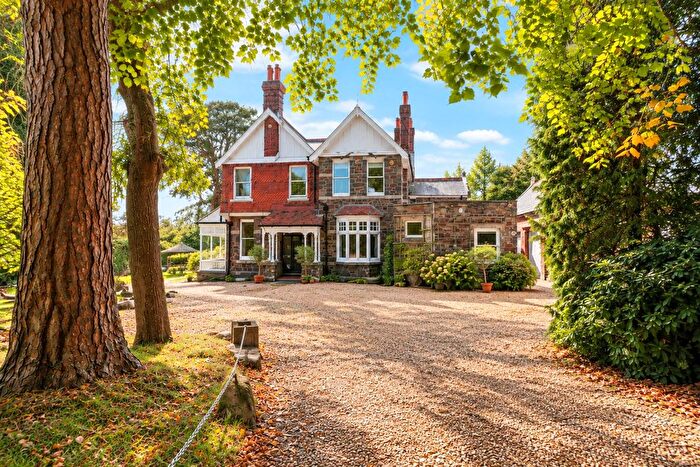 7 Bedroom Detached House For Sale In Chulmleigh, Devon, EX18