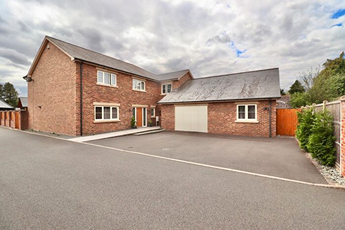 5 Bedroom Detached House For Sale In Foxes Lane, Lincoln, LN6