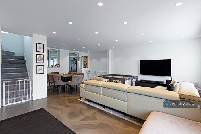 3 Bedroom Semi Detached House To Rent In Charlbury Avenue, Stanmore, HA7