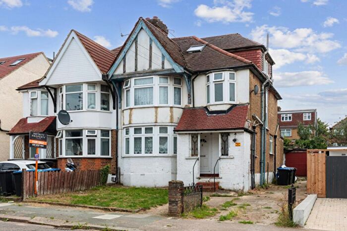 2 Bedroom Flat For Sale In Ballogie Avenue, London, NW10