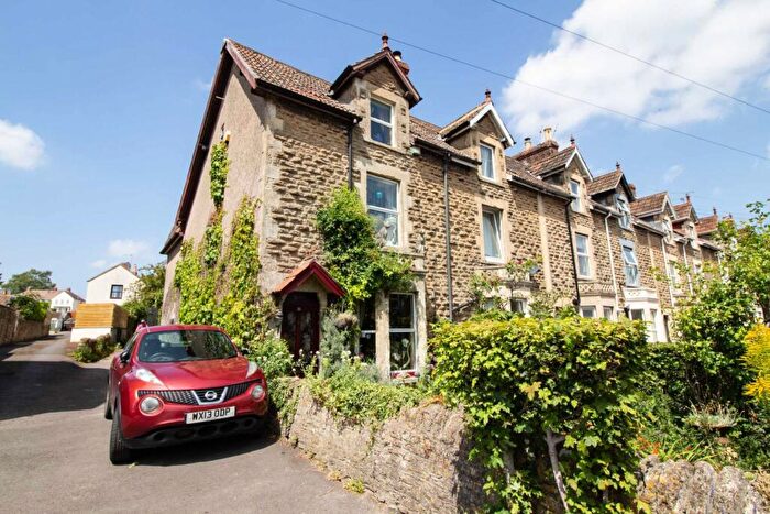 4 Bedroom End Of Terrace House For Sale In The Butts, Frome, BA11