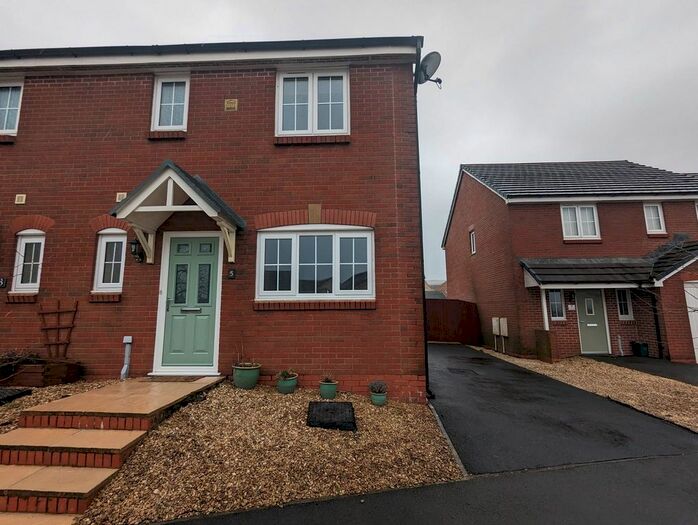 3 Bedroom Property To Rent In Allt Y Sgrech, Kidwelly, Carmarthenshire., SA17