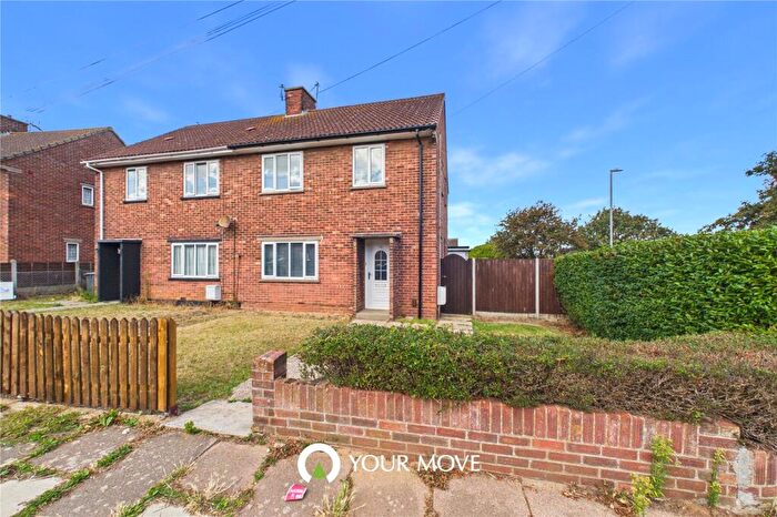 3 Bedroom End Of Terrace House For Sale In Tedder Road, Lowestoft, Suffolk, NR32