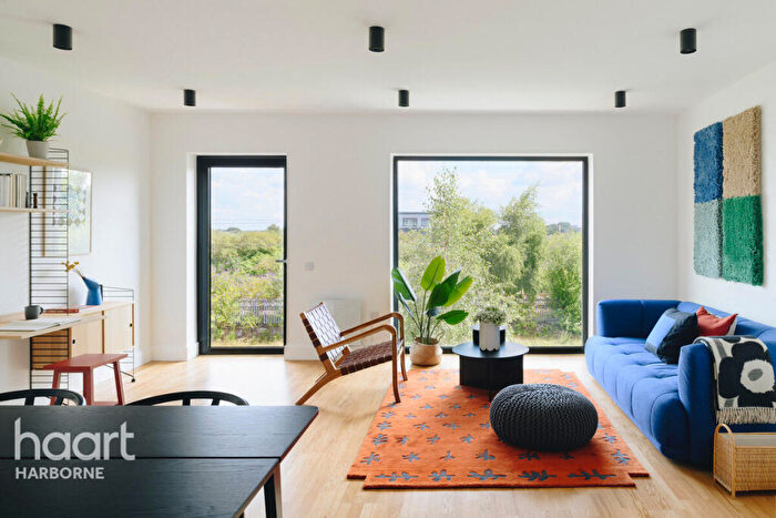 2 Bedroom Apartment For Sale In Mansion House, Birmingham, B16