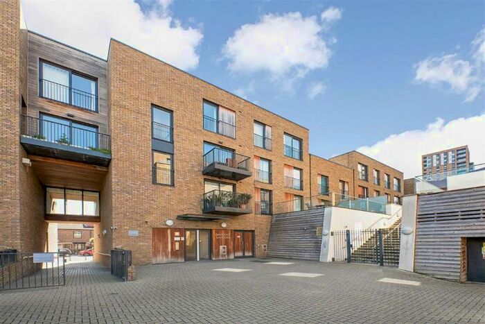 2 Bedroom Flat To Rent In Mary Rose Square, London, SE16