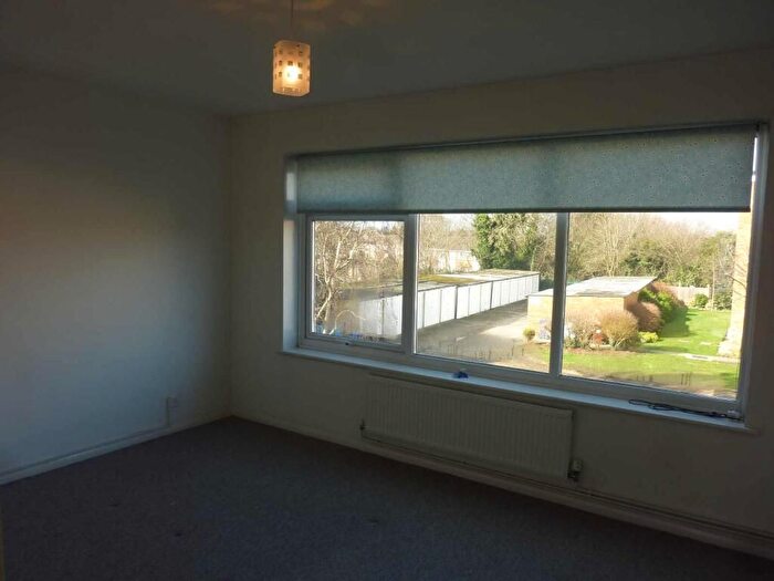 1 Bedroom Flat To Rent In Clayton Road, Hayes, UB3