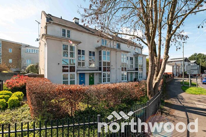 4 Bedroom Town House For Sale In Revere Way, Ewell, Epsom, KT19