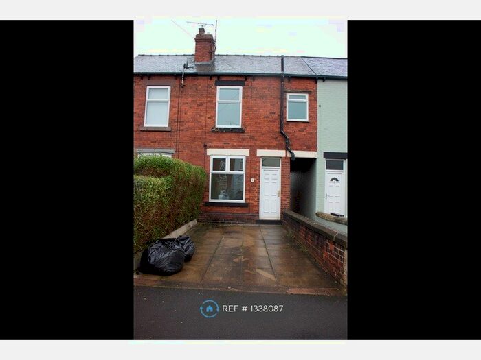 3 Bedroom Terraced House To Rent In Holme Close, Sheffield, S6