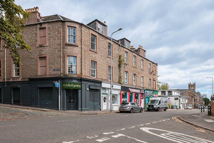 2 Bedroom Flat For Sale In St. Peter Street, Dundee, DD1