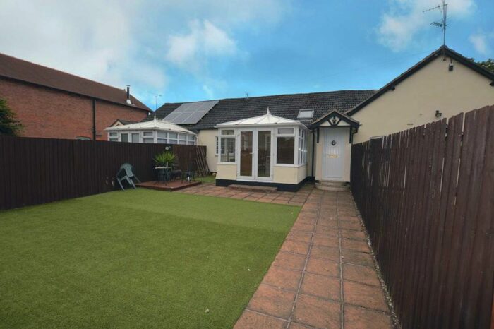 2 Bedroom Bungalow For Sale In Home Farm, Chapel House Lane, Puddington, CH64