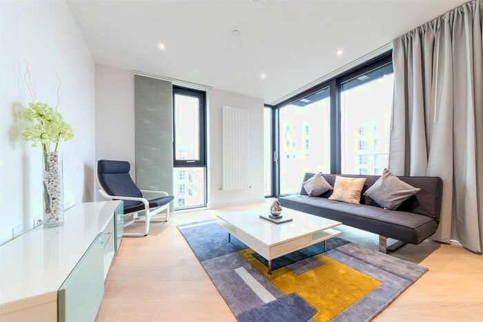 2 Bedroom Flat To Rent In Summerston House, Starboard Way, Royal Wharf, London, E16