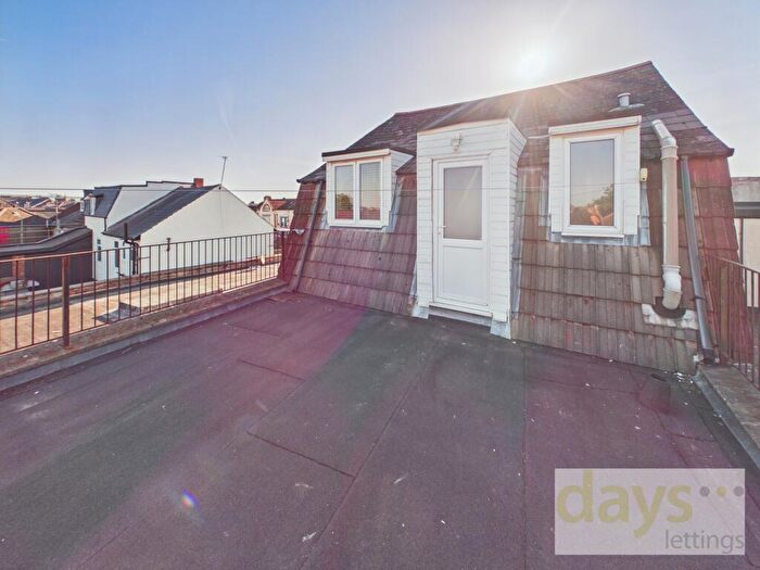 2 Bedroom Flat To Rent In London Road, Hilsea, Portsmouth, City Of Portsmouth, PO2