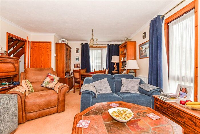 3 Bedroom Semi-Detached House For Sale In Eastwell Barn Mews, Tenterden, Kent, TN30