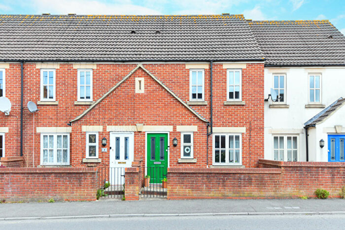 3 Bedroom Terraced House For Sale In Trowbridge, BA14