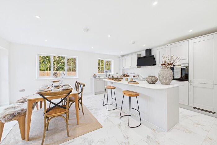 4 Bedroom Detached House For Sale In Willow Mews, Cockfield, IP30
