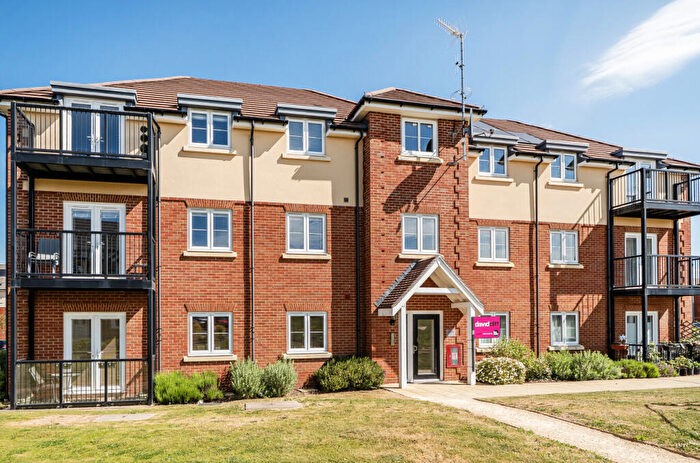 2 Bedroom Apartment For Sale In Herd Drive, Wokingham, Berkshire, RG41