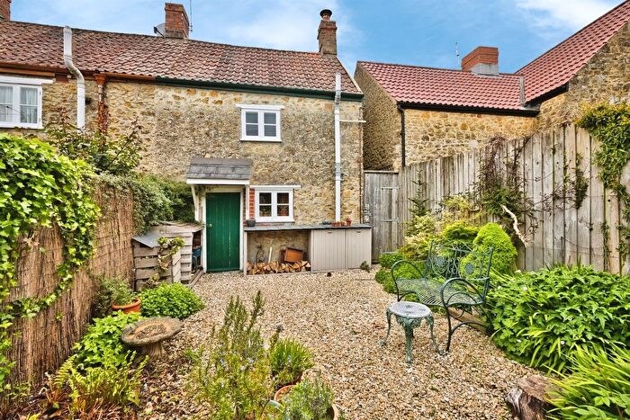 2 Bedroom End Of Terrace House For Sale In Bowditch Row, Crewkerne, TA18