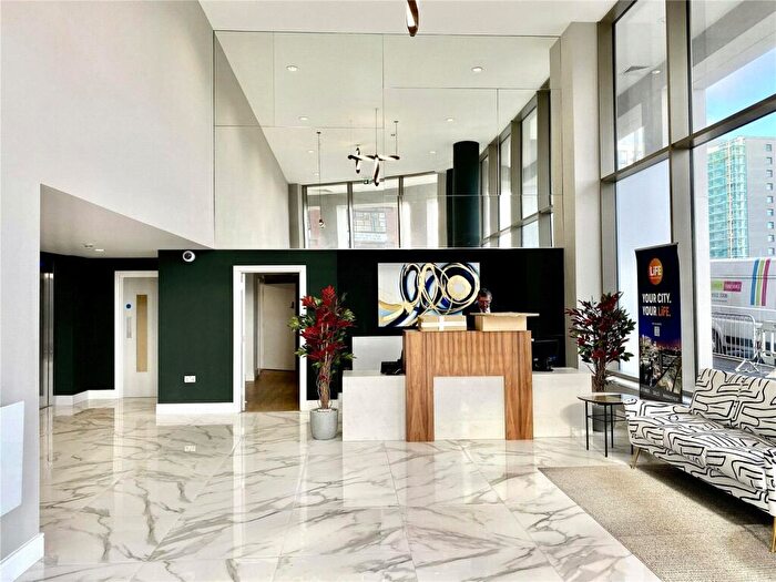 2 Bedroom Apartment To Rent In East TimberYard, Pershore Street, Birmingham, B5