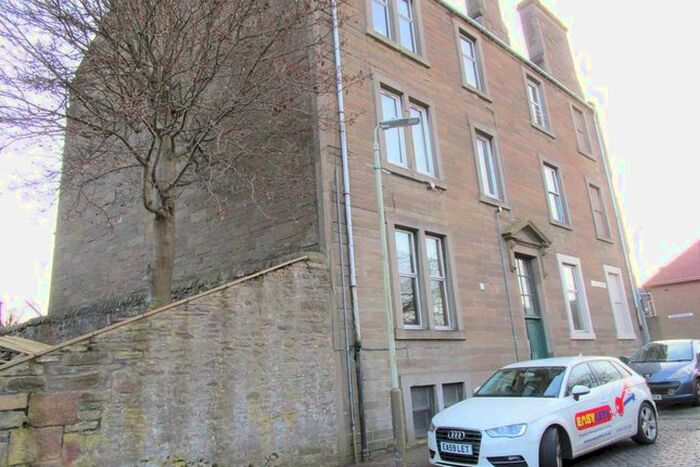 1 Bedroom Flat To Rent In Muirton Road, Dundee, DD2