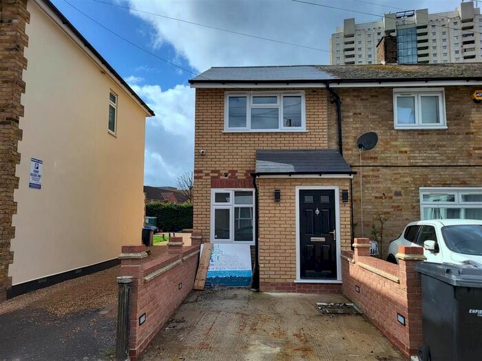 2 Bedroom Property To Rent In Queens Road, London, N9