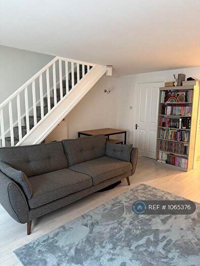 2 Bedroom Terraced House To Rent In Vineys Yard, Bruton, BA10
