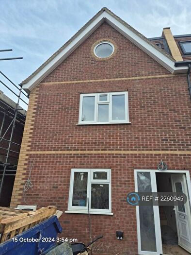 5 Bedroom Semi-Detached House To Rent In Westfield Road, Sutton, SM1