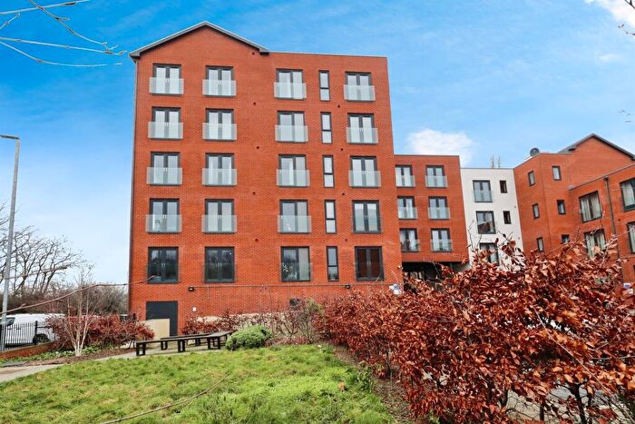 2 Bedroom Apartment For Sale In Cross Green Lane, Cross Green, Leeds, LS9
