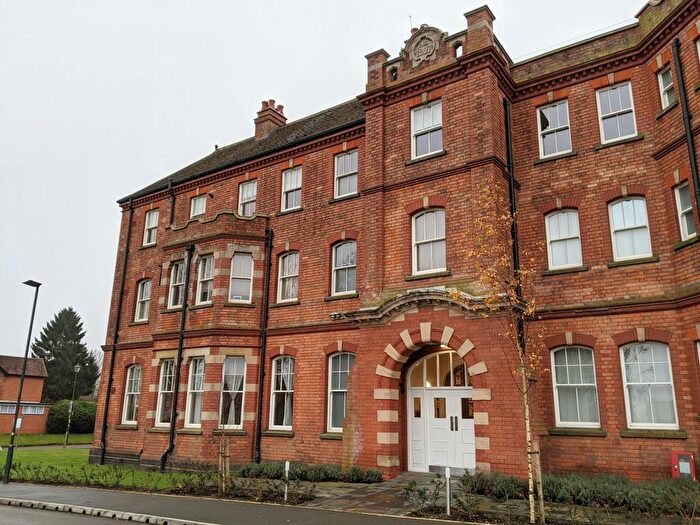 3 Bedroom Flat To Rent In Willow Road, Bournville, Birmingham, B30