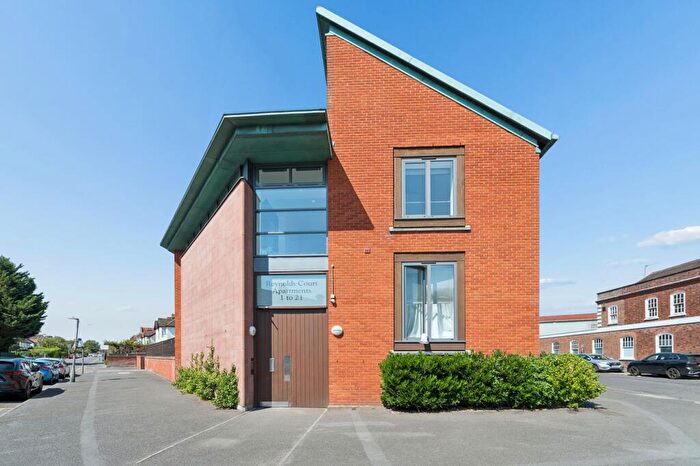 1 Bedroom Flat For Sale In Baring Road, Beaconsfield, HP9