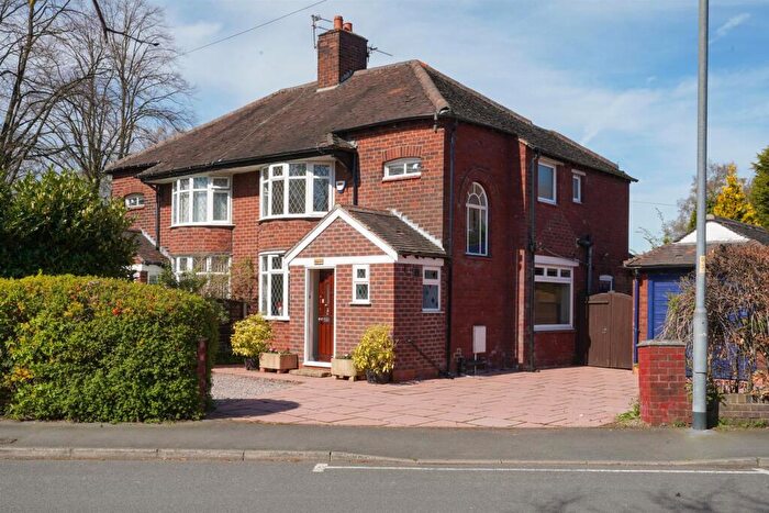 3 Bedroom Semi-Detached House For Sale In Greenpark Road, Northenden, M22
