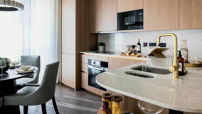 2 Bedroom Flat To Rent In Oxford Street, London, W1D