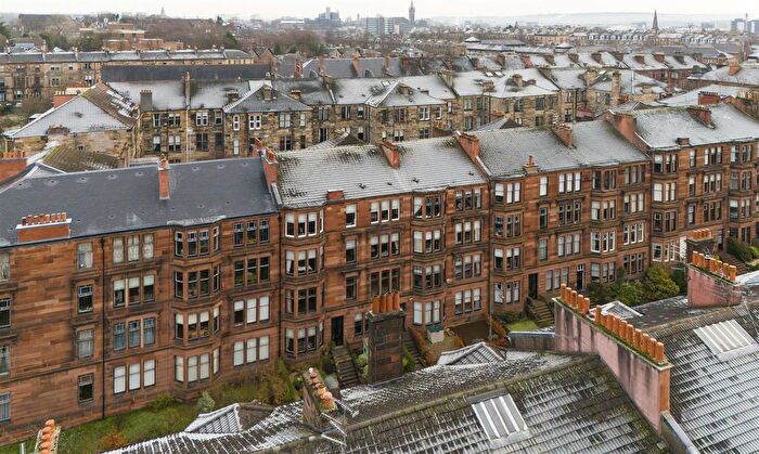 4 Bedroom Flat To Rent In Falkland Street, Glasgow, G12