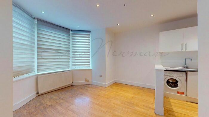 2 Bedroom Flat To Rent In Duppas Hill Road, Crodon, CR0