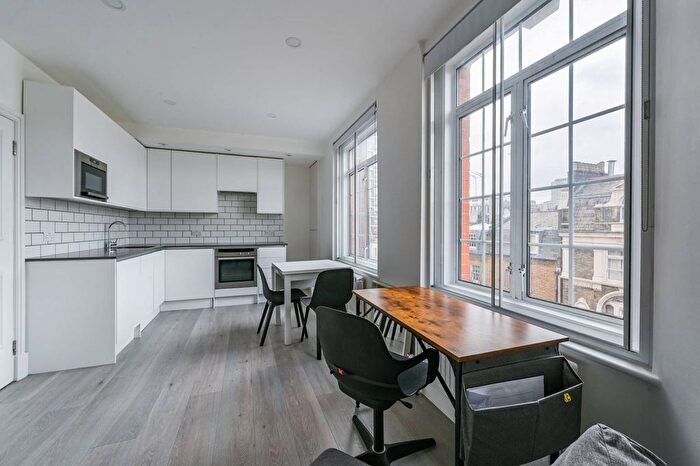 Studio To Rent In Harrowby Street, Marylebone, London, W1H